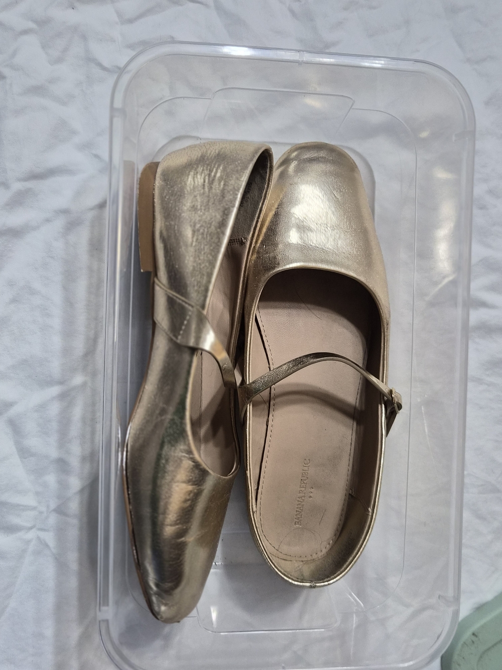 Banana Republic Factory Metallic Gold Mary Jane Flats